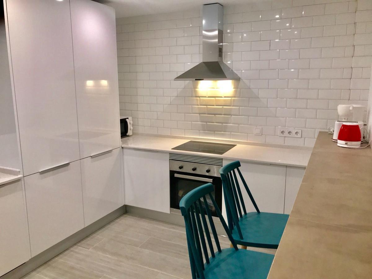 Lujoso Duplex En La Playa Con Vistas Al Mar Lejlighed Torremolinos Eksteriør billede