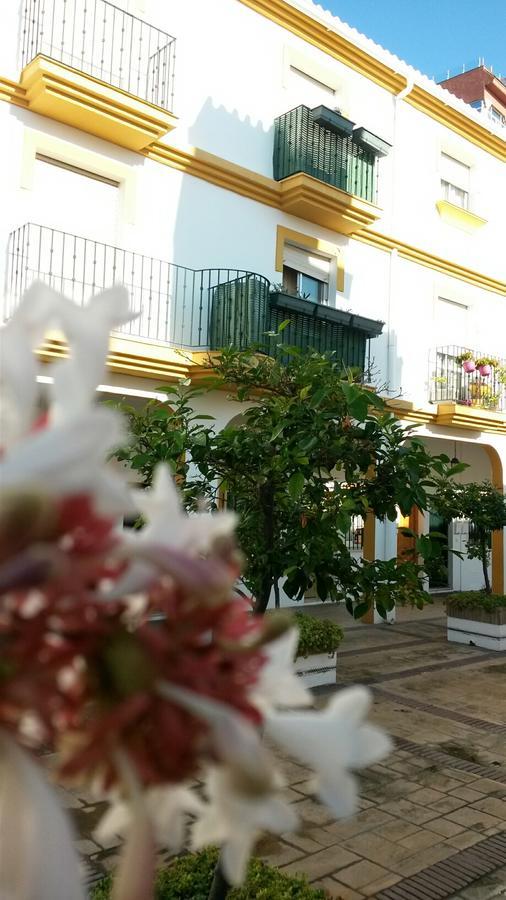 Lujoso Duplex En La Playa Con Vistas Al Mar Lejlighed Torremolinos Eksteriør billede