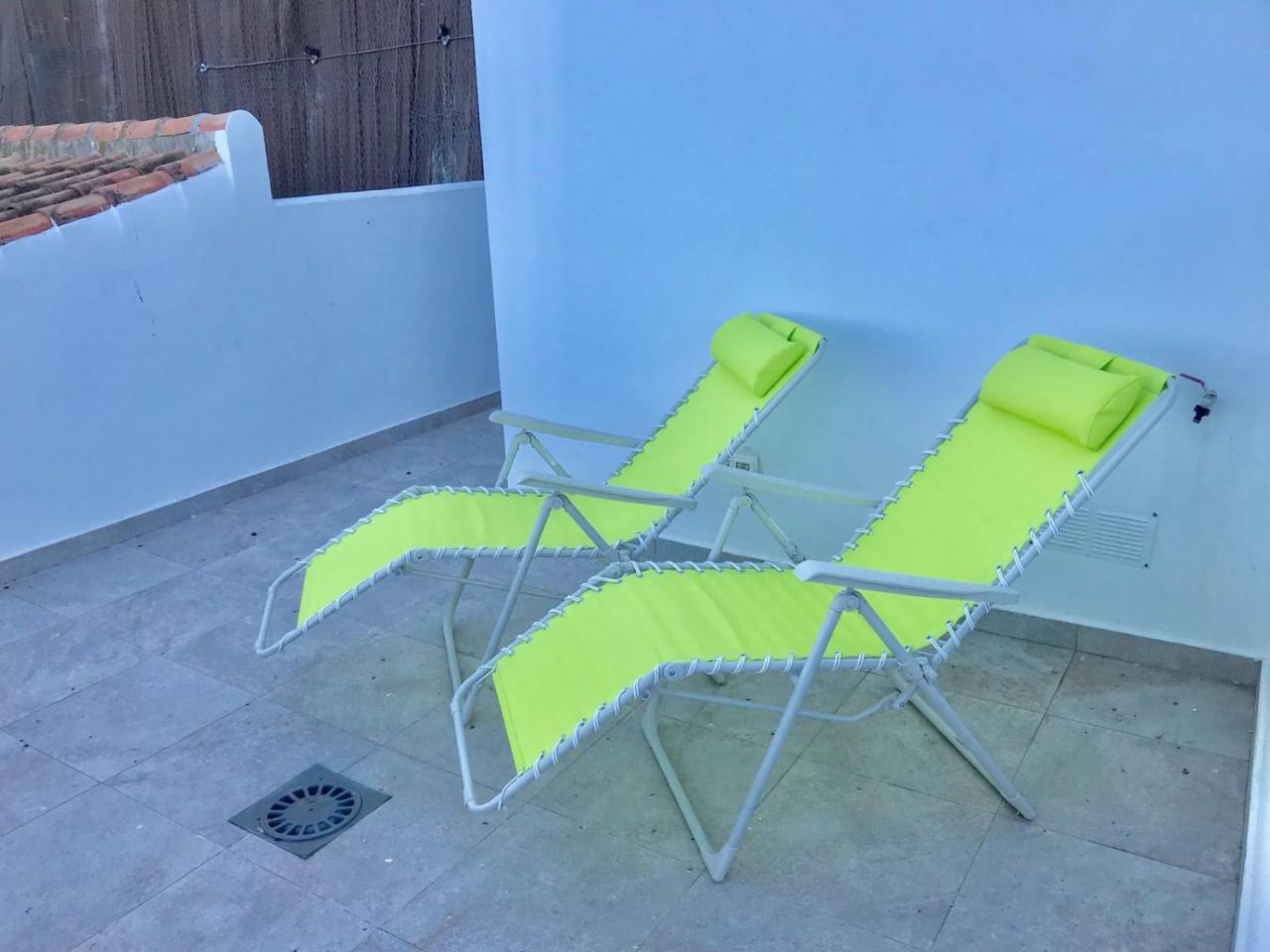 Lujoso Duplex En La Playa Con Vistas Al Mar Lejlighed Torremolinos Eksteriør billede